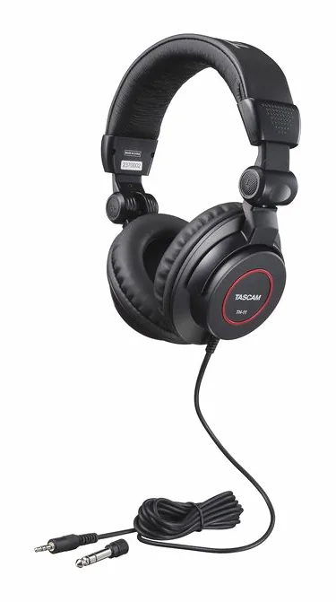 Tascam TH-11, kuulokkeen kuppi läheltä, kuva 3