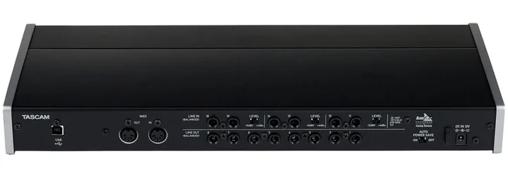 Tascam US-16x08, etupaneeli säätimineen, kuva 4