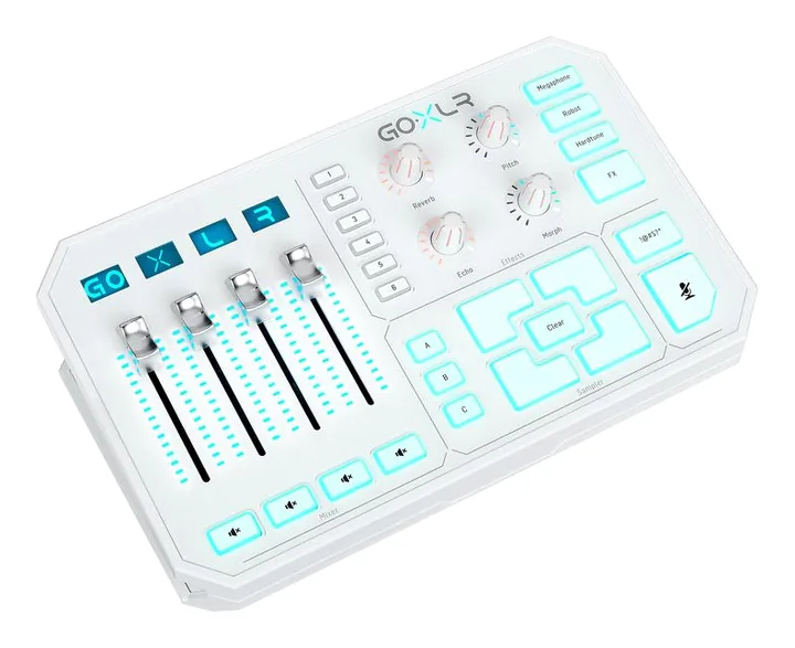 TC-Helicon Go XLR-WH, liitännät takana, kuva 3