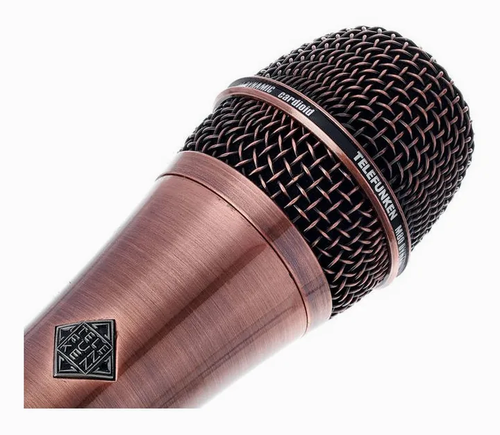 Telefunken M80 Copper, XLR-liitin pohjassa, kuva 3