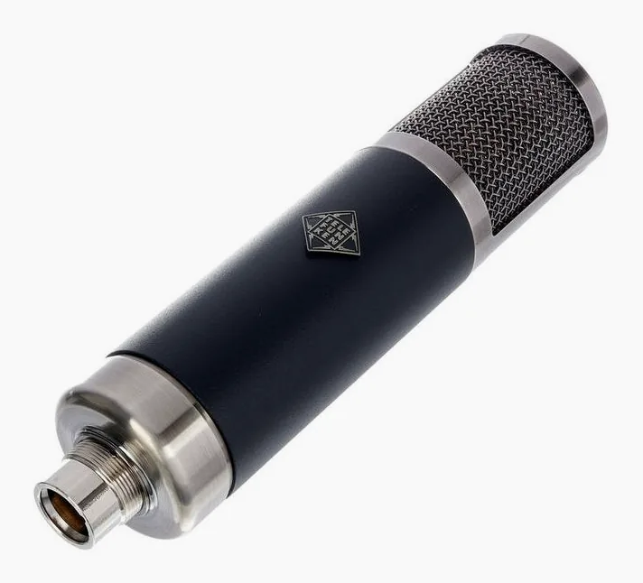 Telefunken TF47, mikrofonin kori läheltä, kuva 4