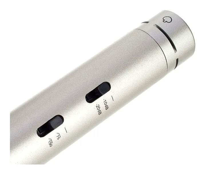the t.bone EM 700, pidike ja kiinnitys, kuva 2