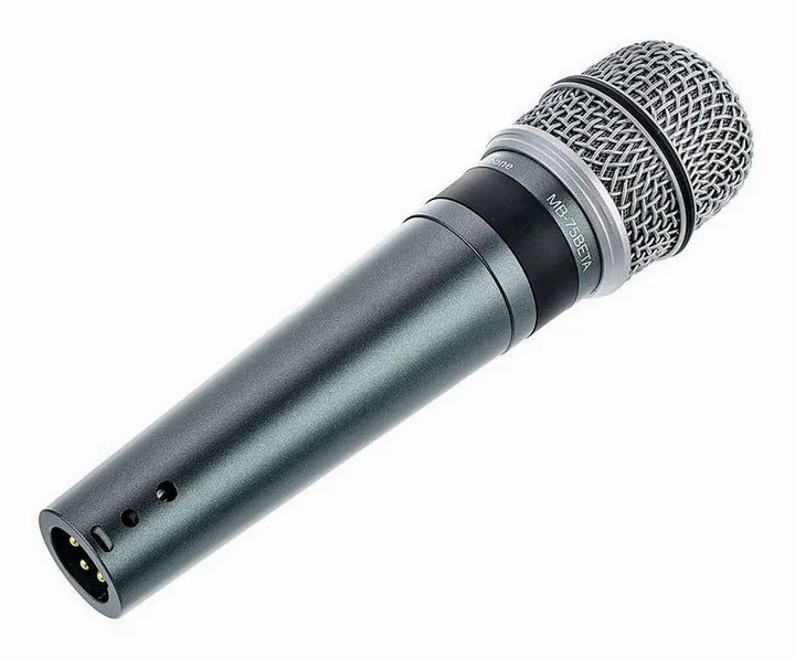 the t.bone MB75 Beta, XLR-liitin pohjassa, kuva 2