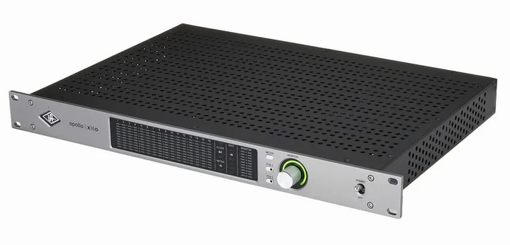 Universal Audio Apollo x16D Gen2 AC, laitteen yläpinta, kuva 2
