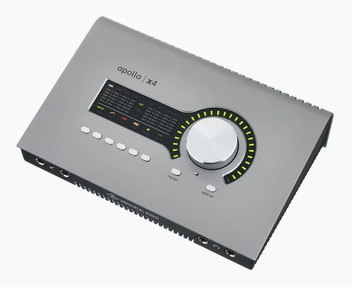 Universal Audio Apollo X4 Gen2 AC Pro, etupaneeli säätimineen, kuva 2
