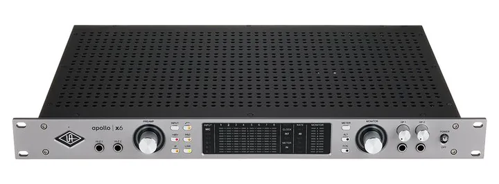 Universal Audio Apollo x6 Gen2 AC, liitännät takana, kuva 3
