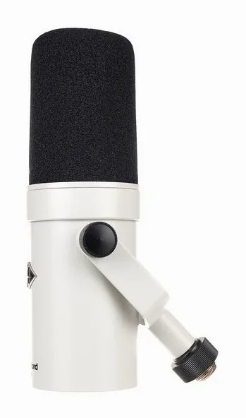 Universal Audio SD-1, XLR-liitin pohjassa, kuva 2