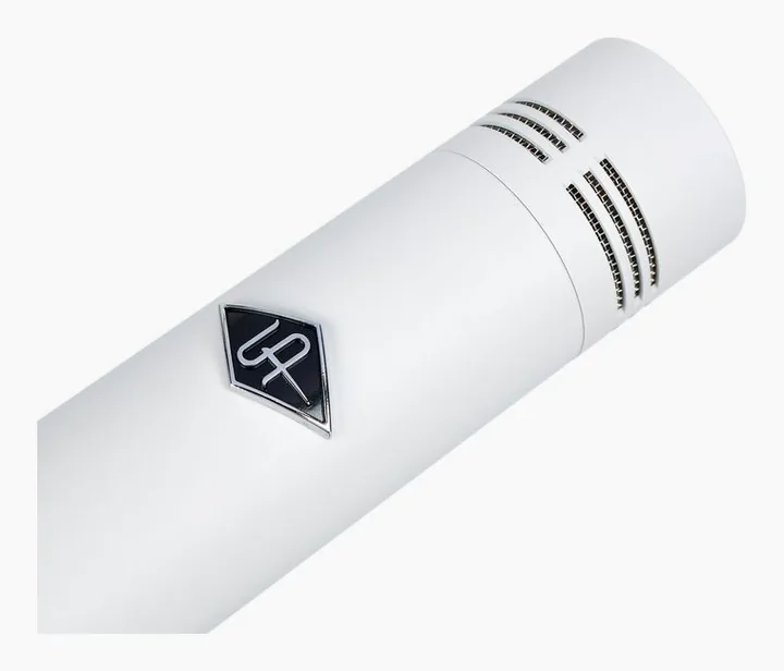 Universal Audio SP-1, XLR-liitin pohjassa, kuva 3