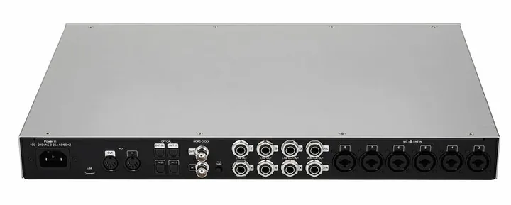 Universal Audio Volt 876 USB Recording Studio, tulot etupuolella, kuva 4