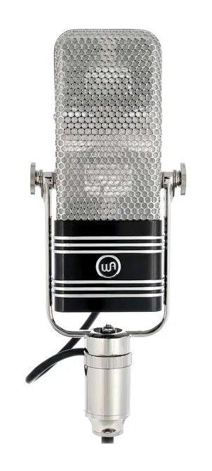 Warm Audio WA-44 läheltä edestä