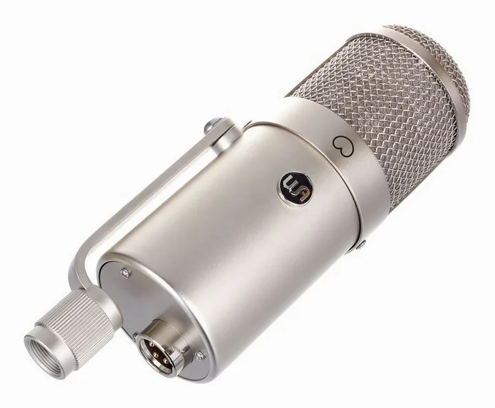 Warm Audio WA-47F, logo ja pinta, kuva 4