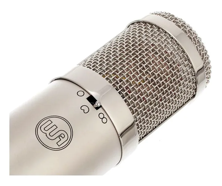 Warm Audio WA-47jr, XLR-liitin pohjassa, kuva 4