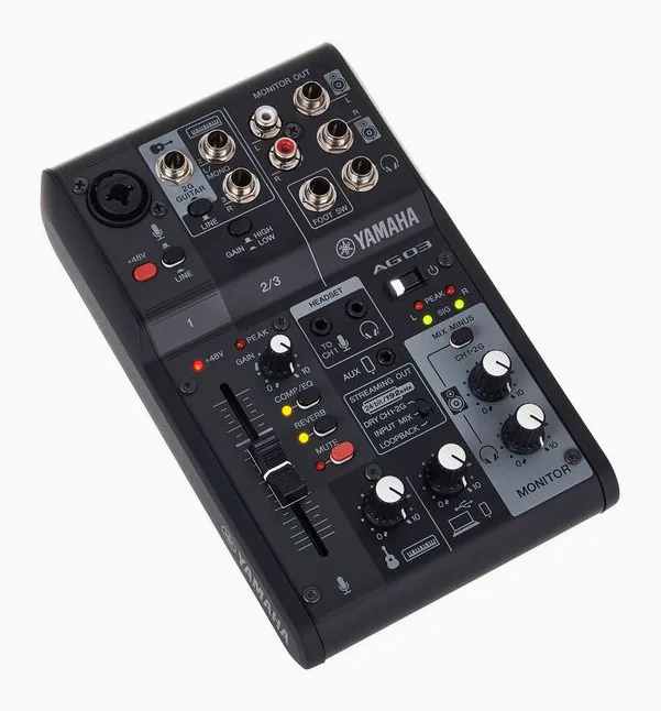 Yamaha AG03 MK2 BK, tulot etupuolella, kuva 3