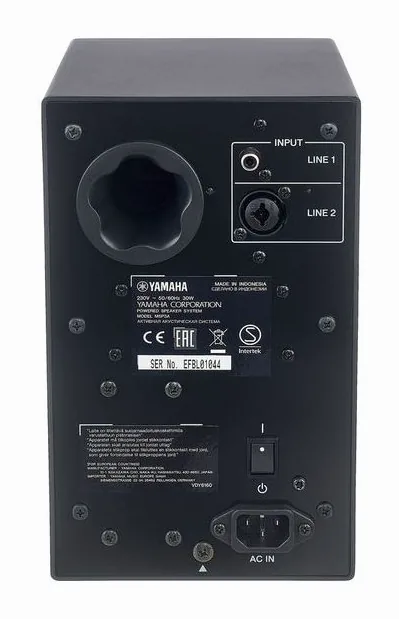 Yamaha MSP3 A, etupaneeli bassoelementteineen, kuva 4