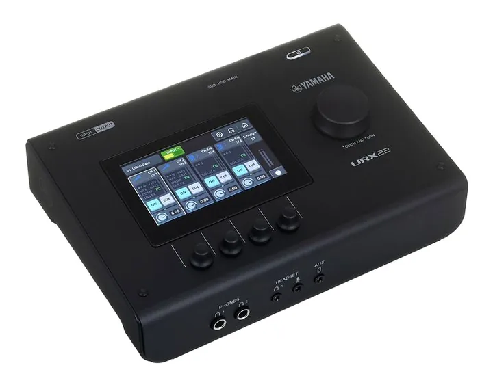 Yamaha URX22 BK, tasomittarit ja merkkivalot, kuva 3