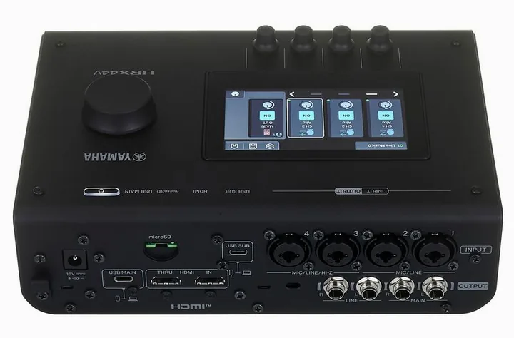 Yamaha URX44V BK, laitteen yläpinta, kuva 4
