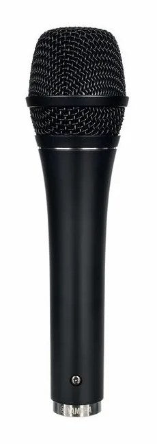 Yamaha YDM707 B, XLR-liitin pohjassa, kuva 3