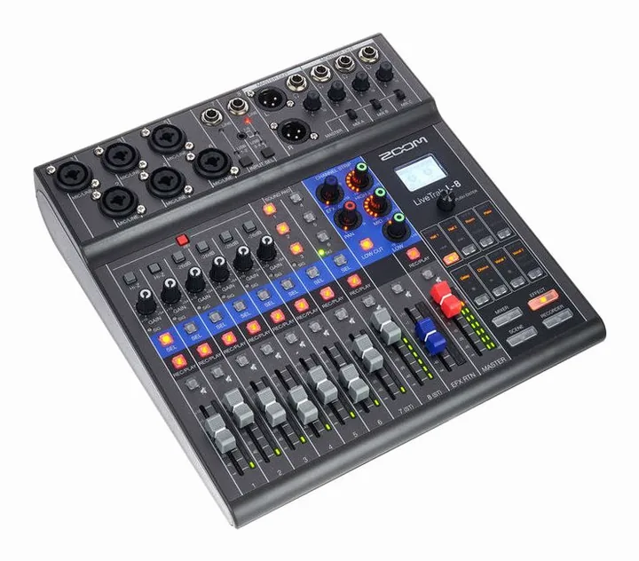Zoom LiveTrak L-8, tulot etupuolella, kuva 3